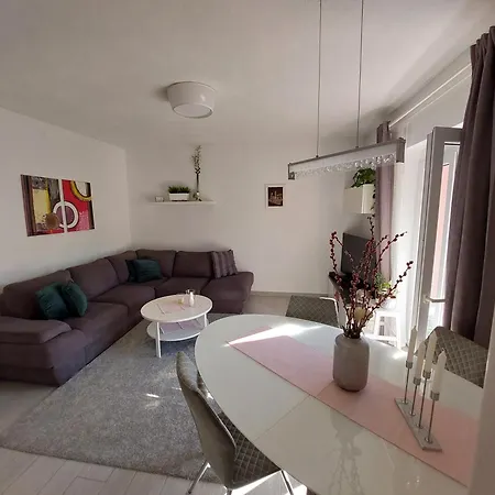 Apartment Nora *